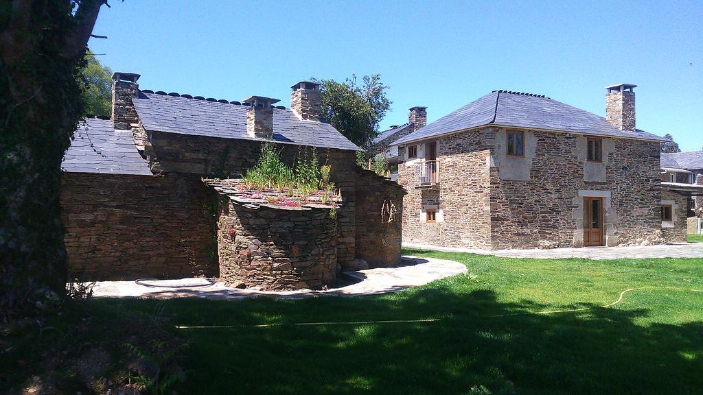 Casa Do Grilo Guest House Monfero Exterior photo