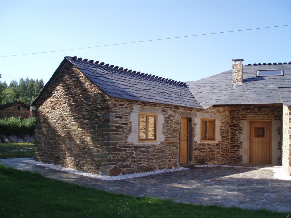 Casa Do Grilo Guest House Monfero Exterior photo