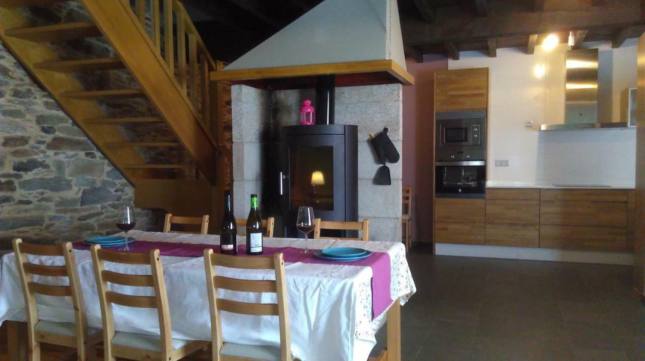 Casa Do Grilo Guest House Monfero Exterior photo