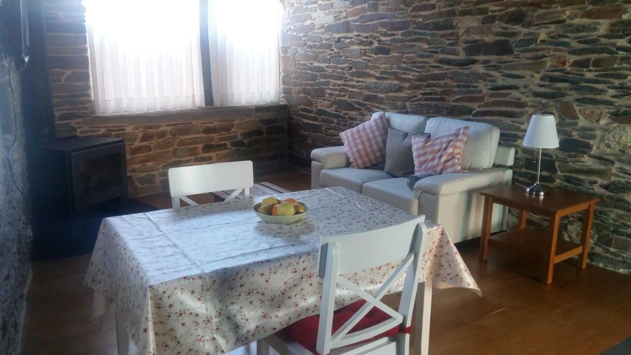 Casa Do Grilo Guest House Monfero Exterior photo