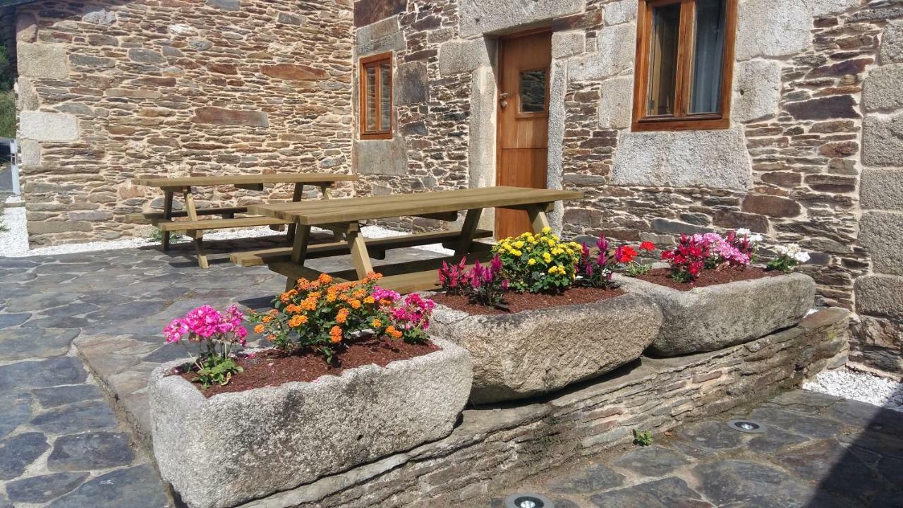 Casa Do Grilo Guest House Monfero Exterior photo