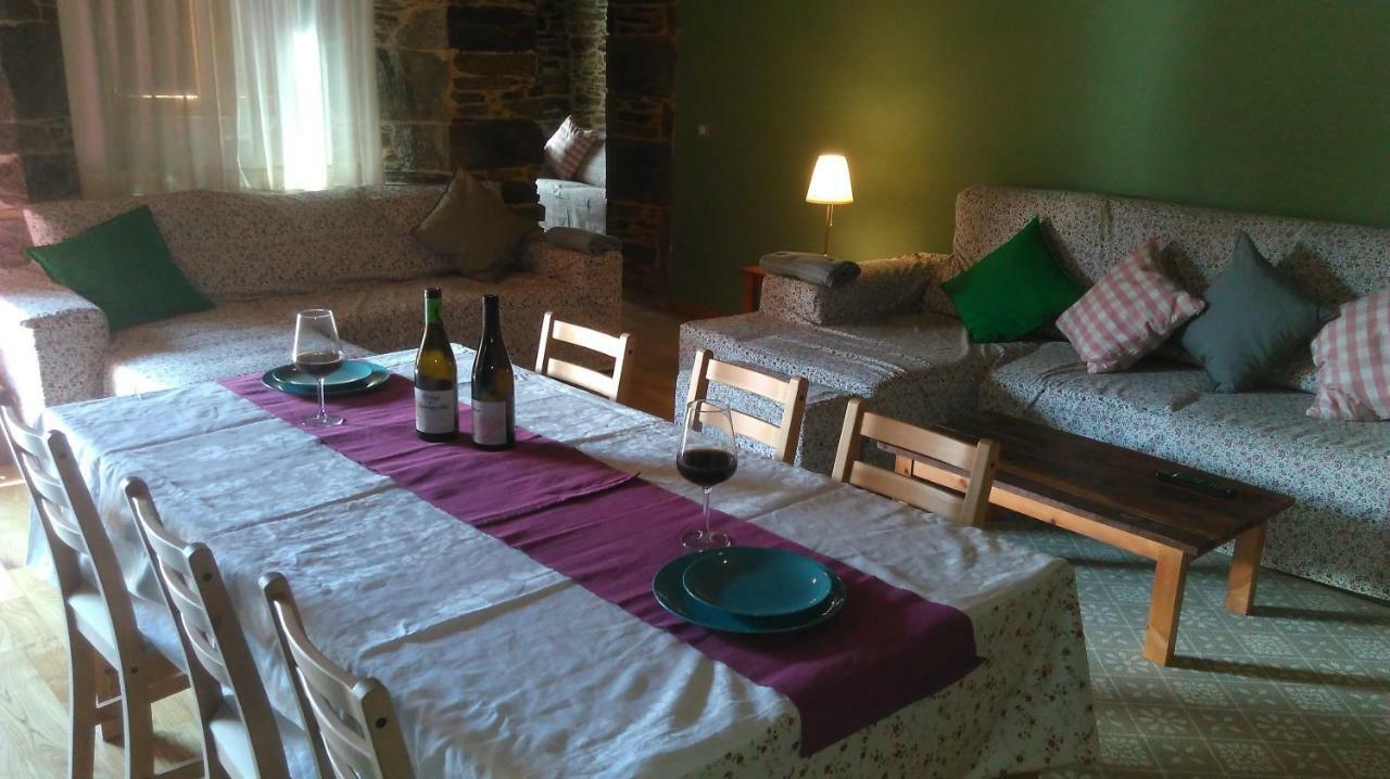 Casa Do Grilo Guest House Monfero Exterior photo